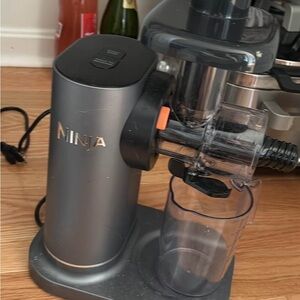 Ninja Quick Start Guide in Black and White